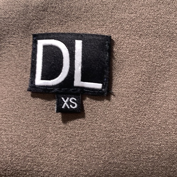 DL belted vest XS, fits S too - Picture 2 of 6